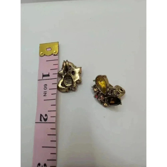 Monet Goldtone Clip On Gemstone Multicolored Cluster Earrings - Picture 4 of 6